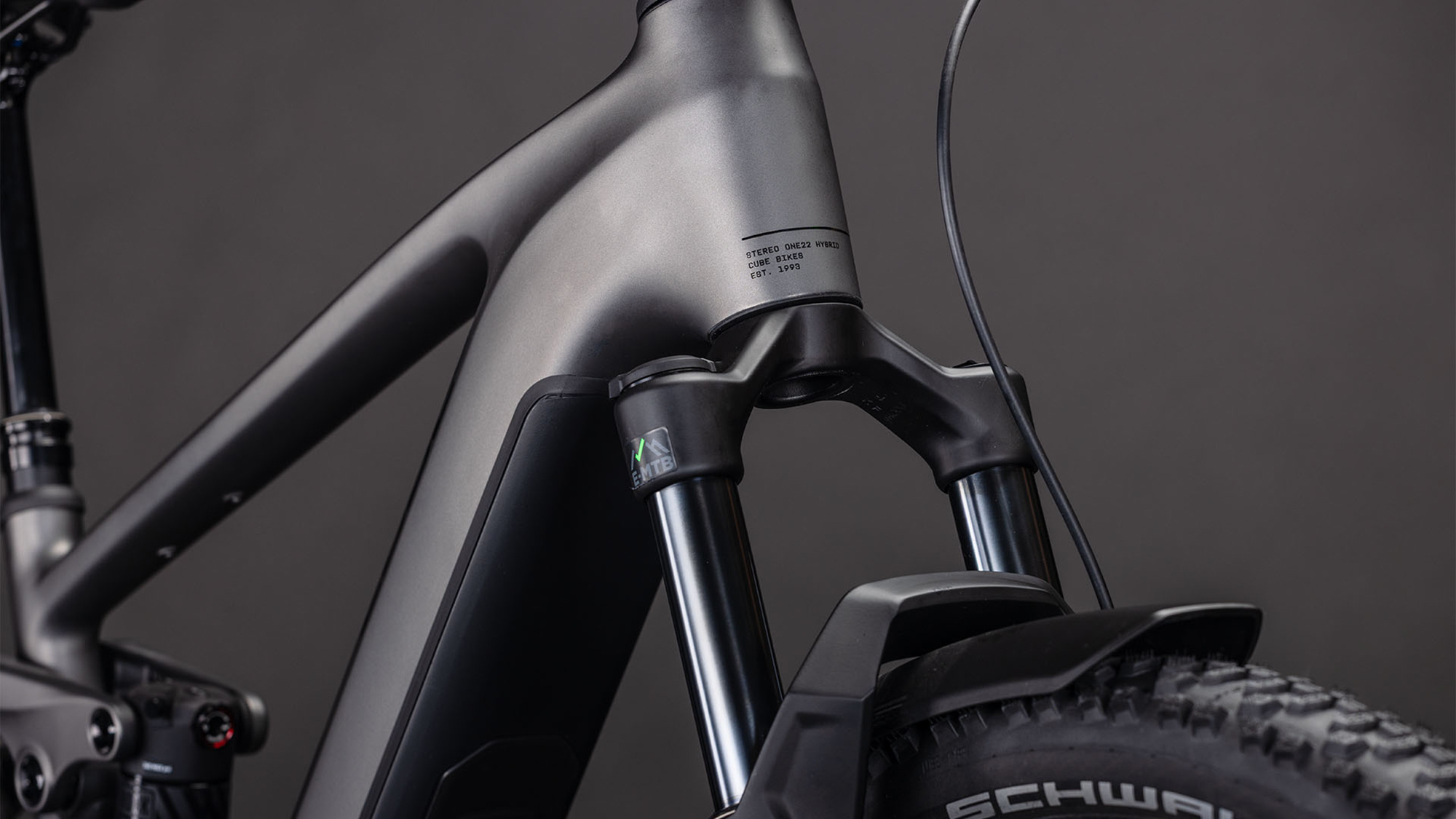 Cube Stereo Hybrid ONE22 Race 800 FE slabgrey´n´chrome – Bild 2